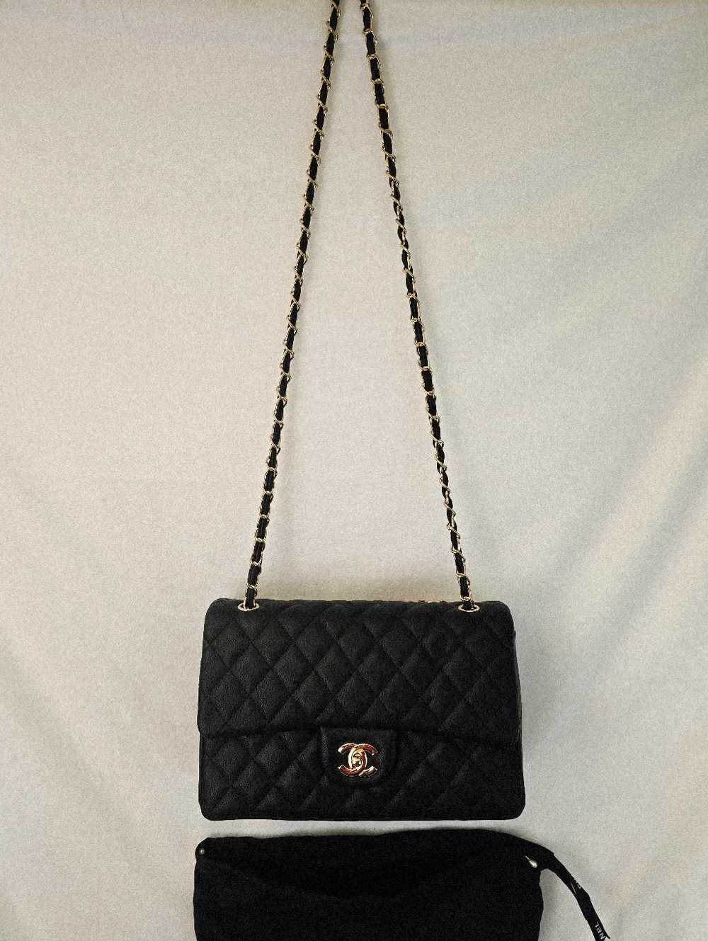 Faux Women’s Classic Black Quilted Shoulder Bag Gold Hardward Box Docs Dustbag - Picture 3 of 14